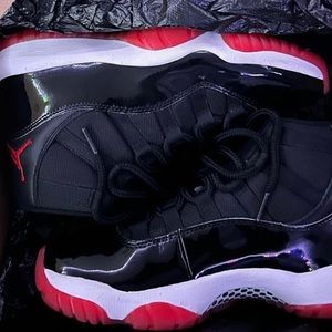 COPY - Jordan 11 Playoff Bred (2019) *Size 8*